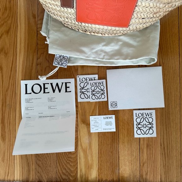 Loewe Medium Basket Bag Orange Anagram - Picture 4 of 5